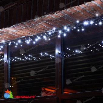 Гирлянда Нить 10 м., 120 LED, холодный белый, с мерцанием, черный резиновый провод (Каучук), с защитным колпачком. 10-3738.