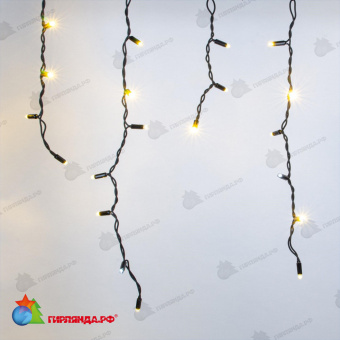 Гирлянда Бахрома 3х0.7 м., 200 LED, теплый белый, с мерцанием хол.белый., черный резиновый провод (Каучук), с защитным колпачком. 10-3793