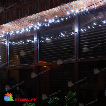Гирлянда Нить 10 м., 120 LED, холодный белый, с мерцанием, черный резиновый провод (Каучук), с защитным колпачком. 10-3738.